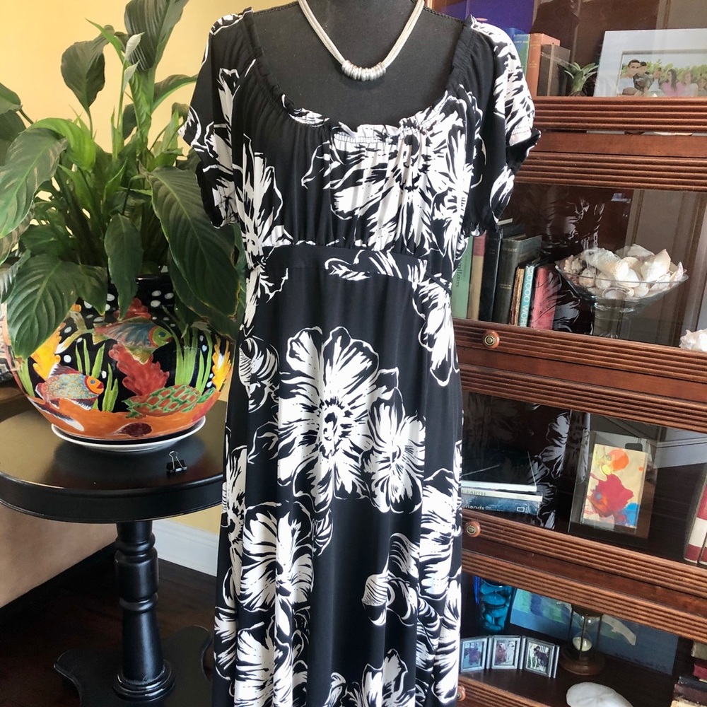 Cute Axcess by Liz Claiborne dress